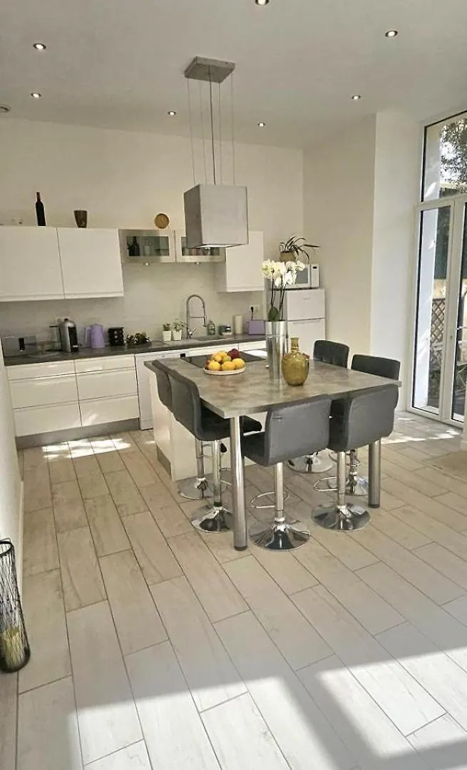 F3 Ground Floor, Hypercentre 2 Min From Palace Cannes 0*,